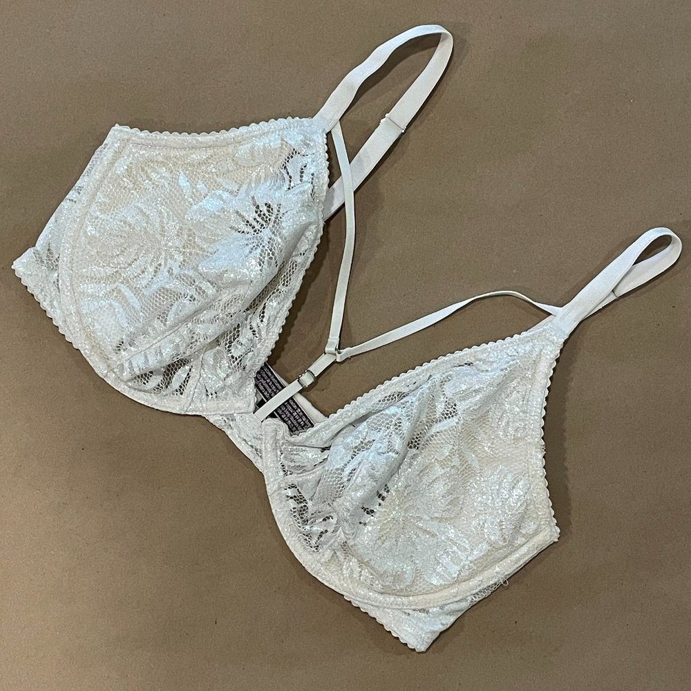 NWOT Victoria's Secret Unlined Bra 32DDD